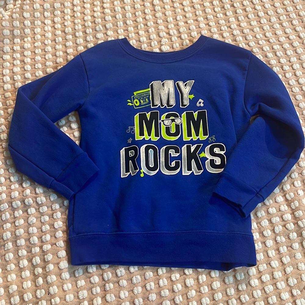 My sons gently worn clothing